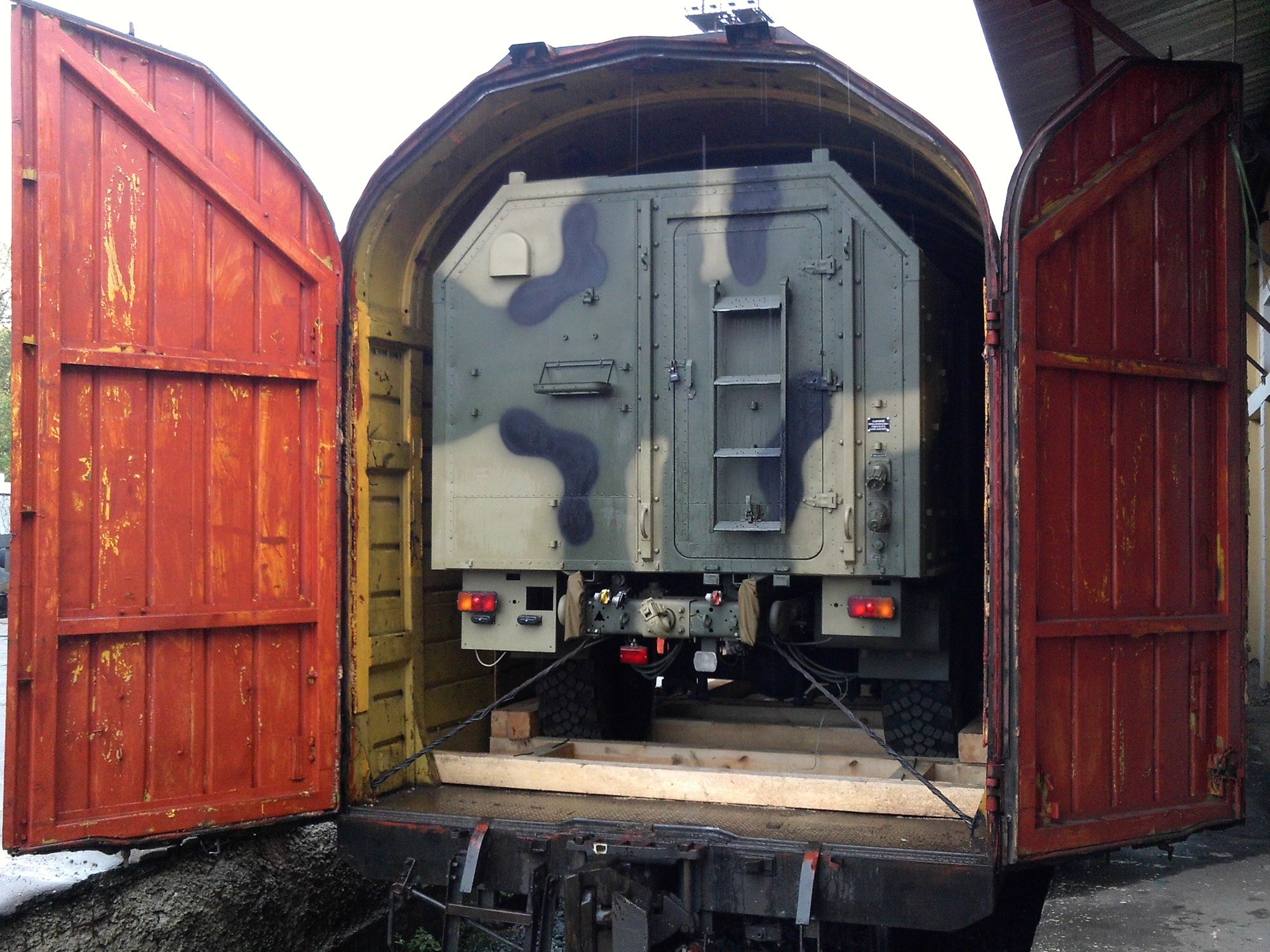 Перевозка негабаритных грузов в вагонах ЦМГВ: вызовы и решения